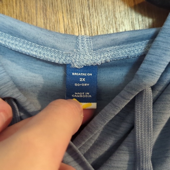 Lightweight pull over cropped hoodie 2x - Picture 2 of 3